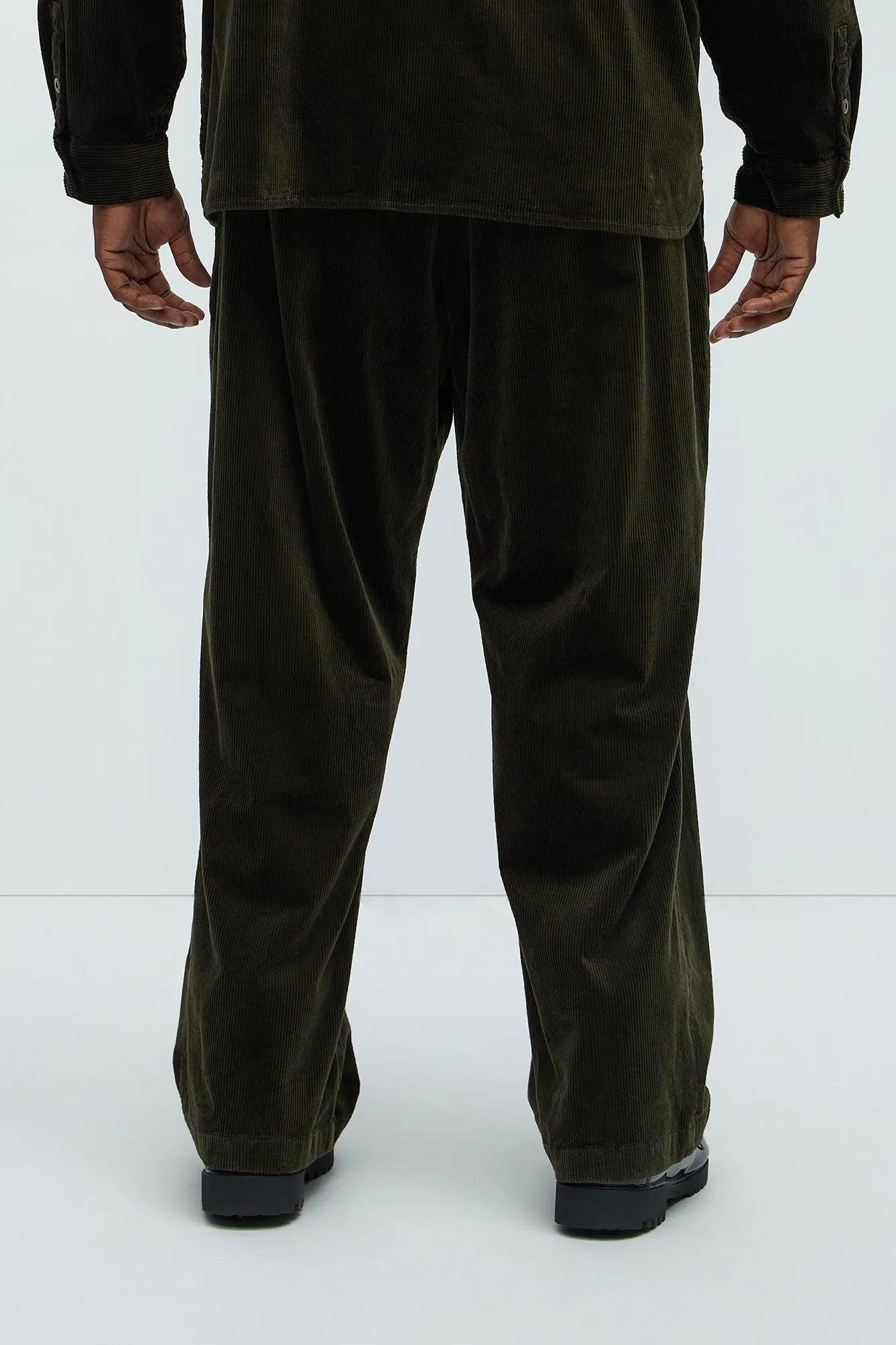 Anderson Pleated Corduroy Pants - Green