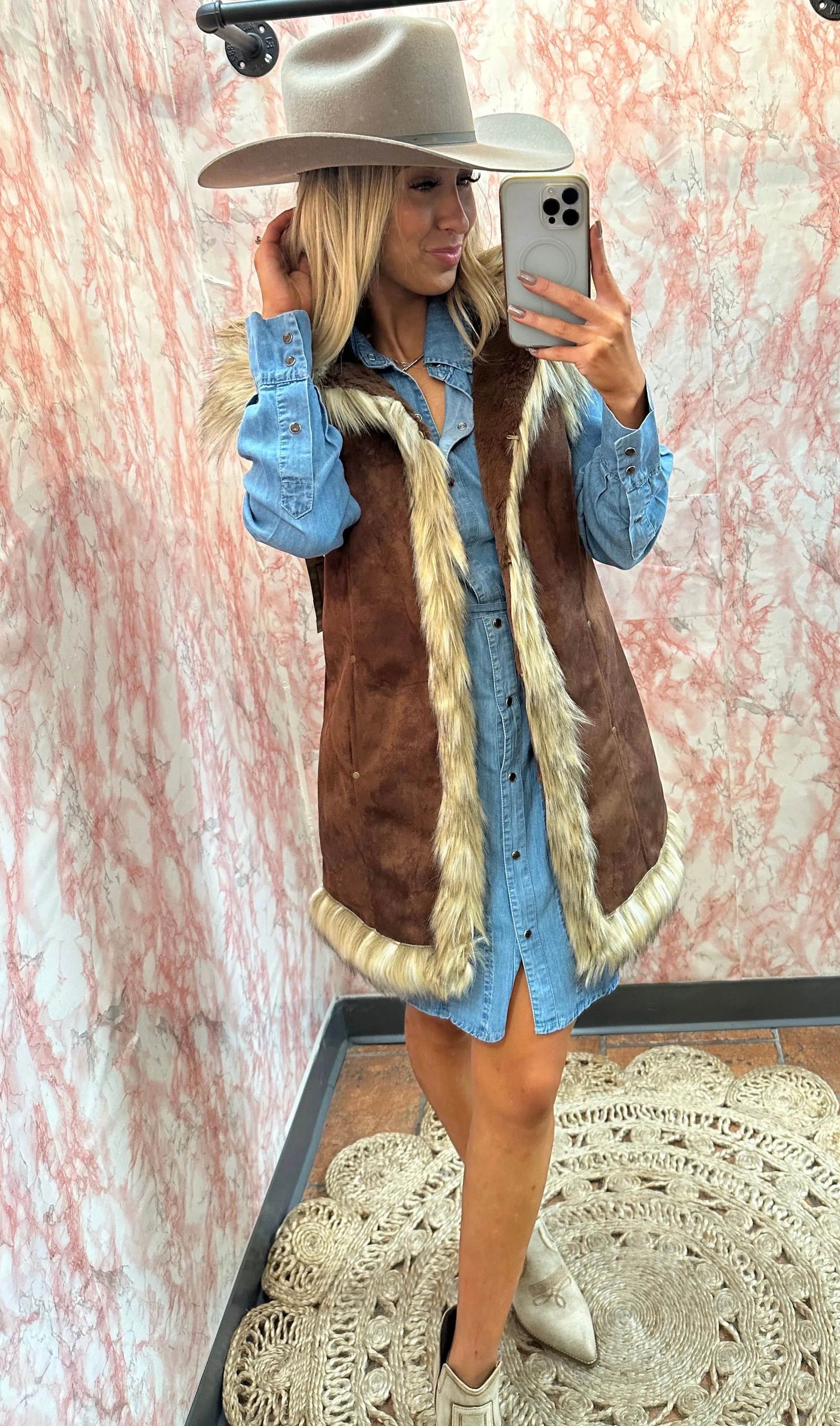Nora Vest